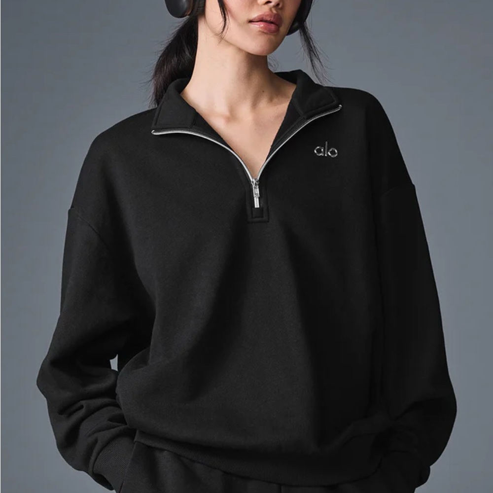 ALO Yoga Women's Black Quarter-Zip Sweatshirt